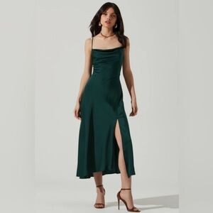 ASTR the Label Gaia Midi Dress in Hunter Green (XS)